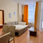 Appartement Stylish One Bedroomed 112 In Main Flora Building