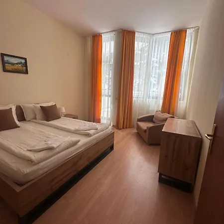 Stylish One Bedroomed 112 In Main Flora Building Borovets