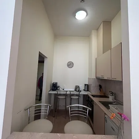 Stylish One Bedroomed 112 In Main Flora Building * Боровец